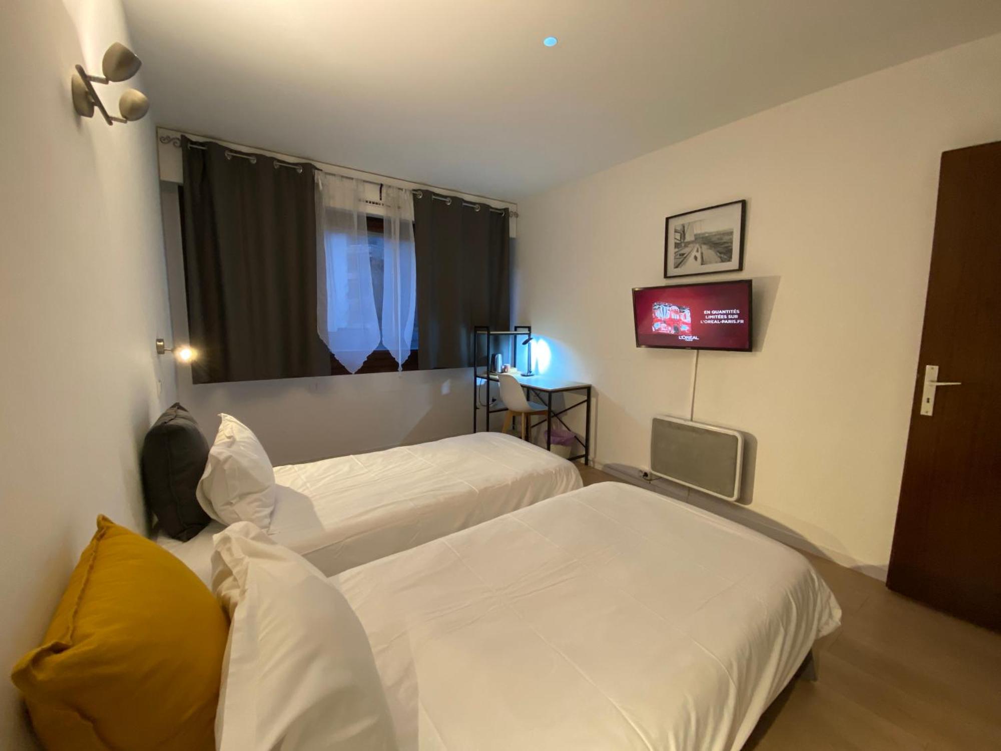 Savoie Hotel Aux Portes De Geneve Saint-Julien-en-Genevois Buitenkant foto